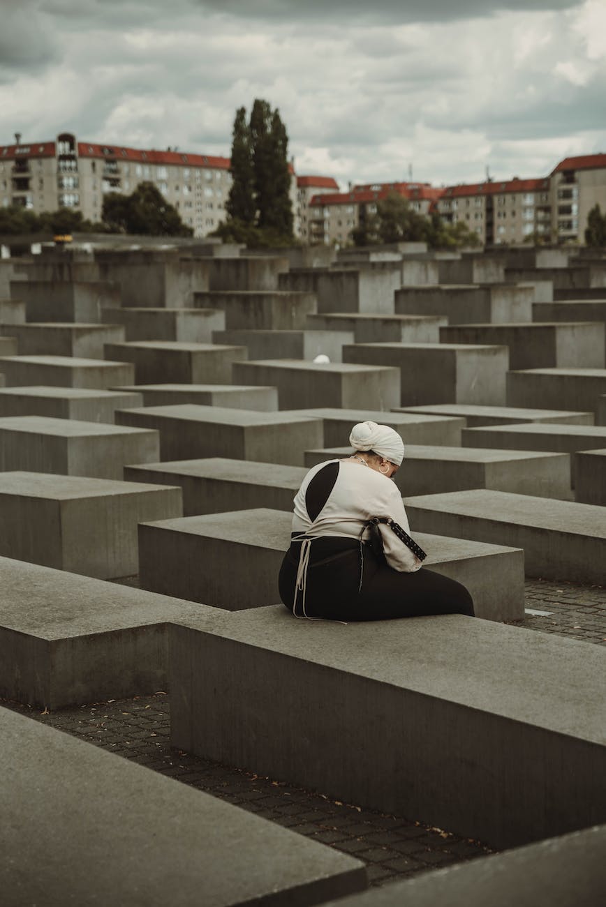 DÍA DEL RECUERDO DEL HOLOCAUSTO